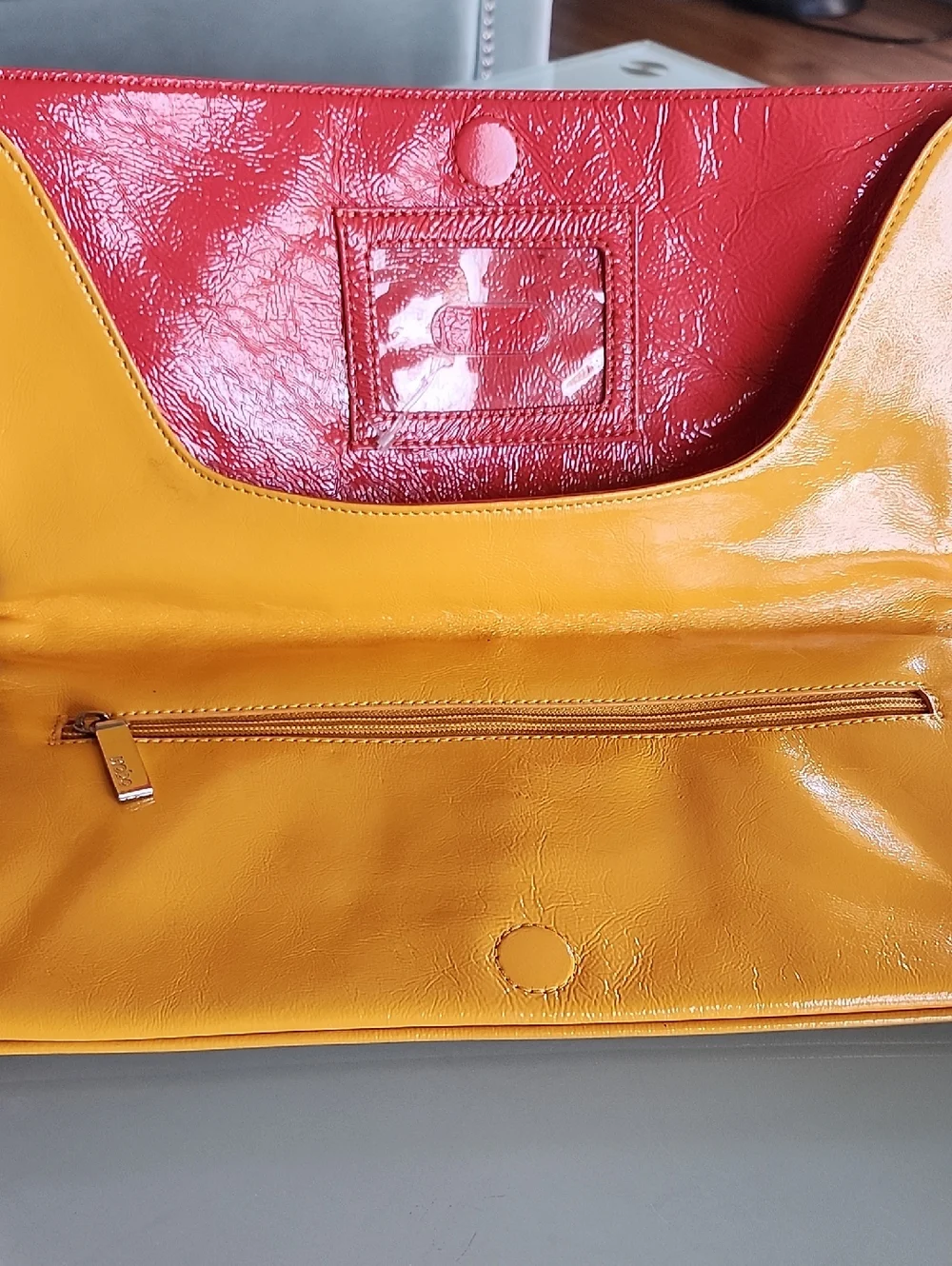 HOBO Yellow Patent Leather Clutch New‎ Dopamine New No Tags Sophisticated Chic